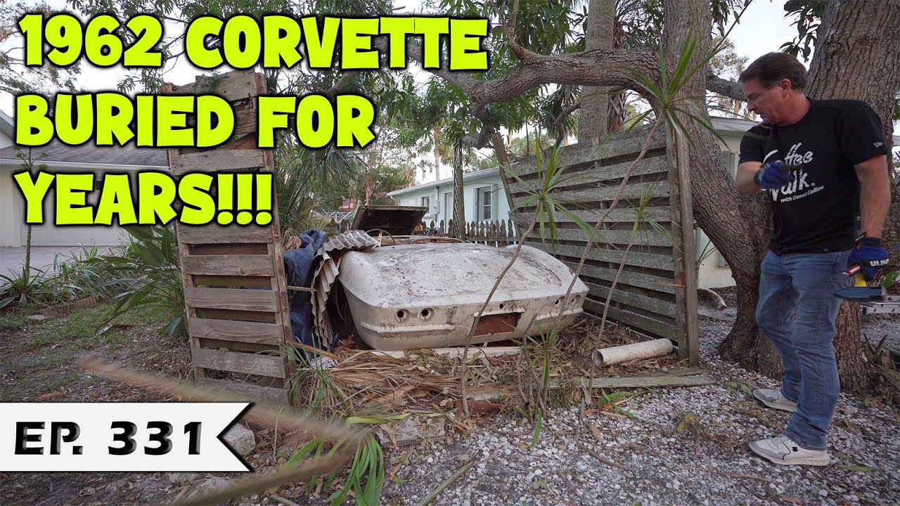 1962 Chevrolet Corvette Discovered After 14 Years Behind a Fence in Florida Yard