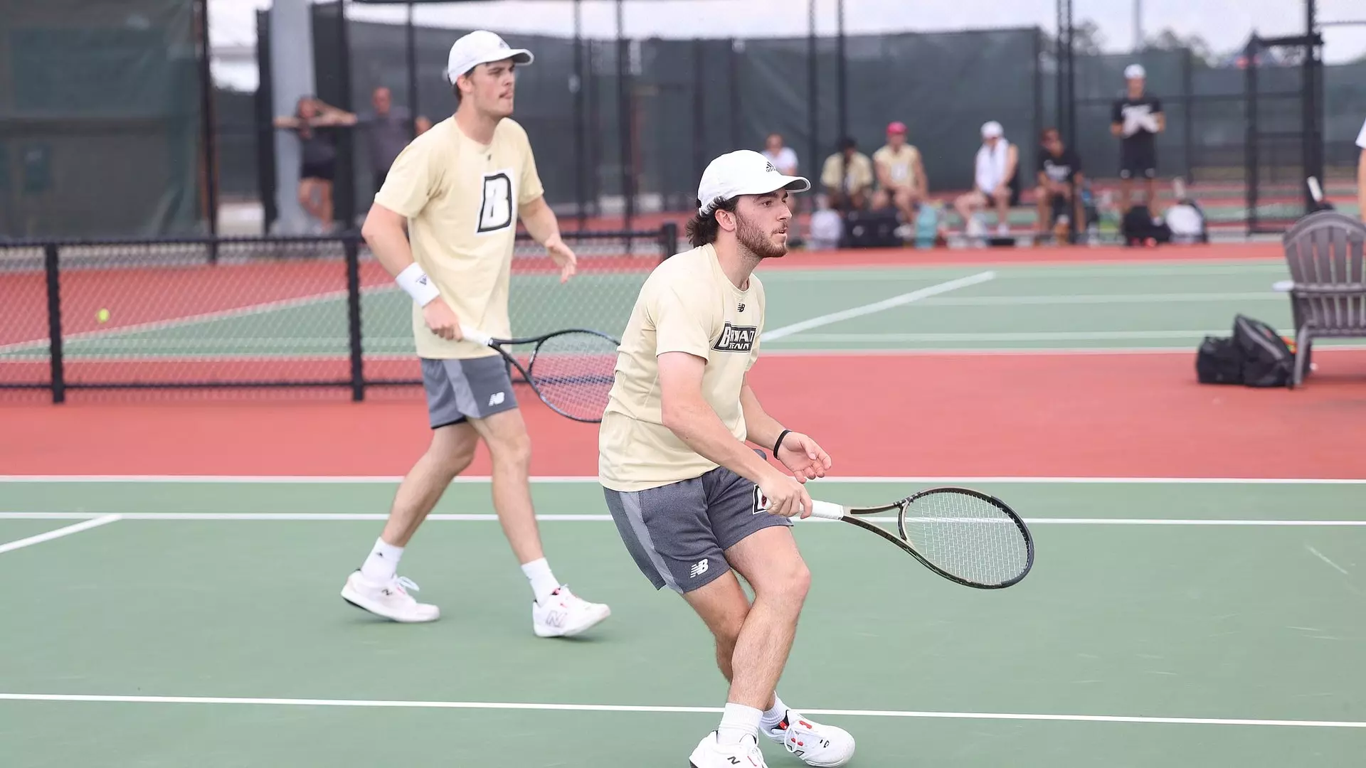 6 JC soccer players sign with senior colleges