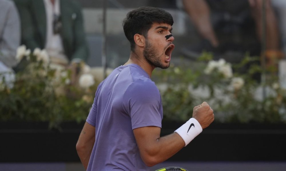Alcaraz beats Sinner again to win the Italian Open and solidify his status as French Open favorite