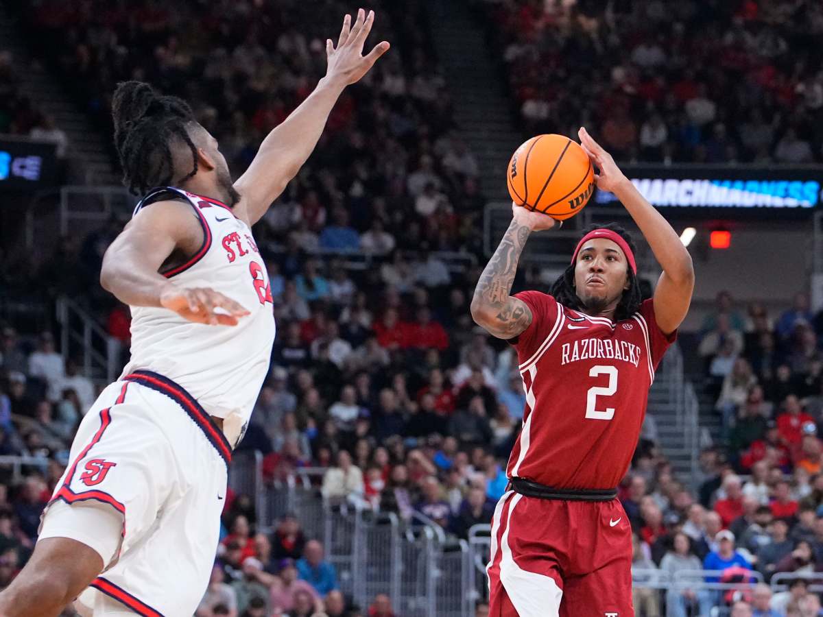 Arkansas' Boogie Fland transferring to defending champion Florida