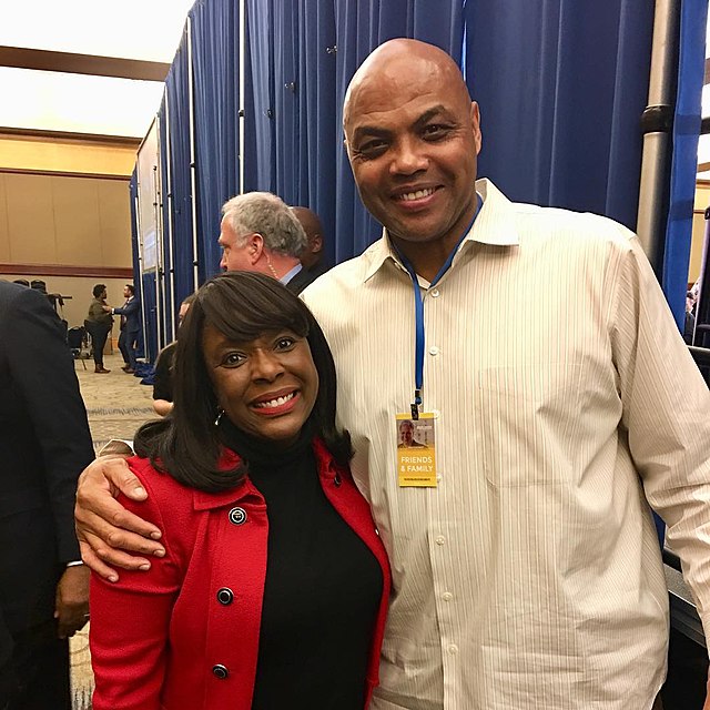 Charles Barkley doubles down on his stance regarding NIL contributions to Auburn