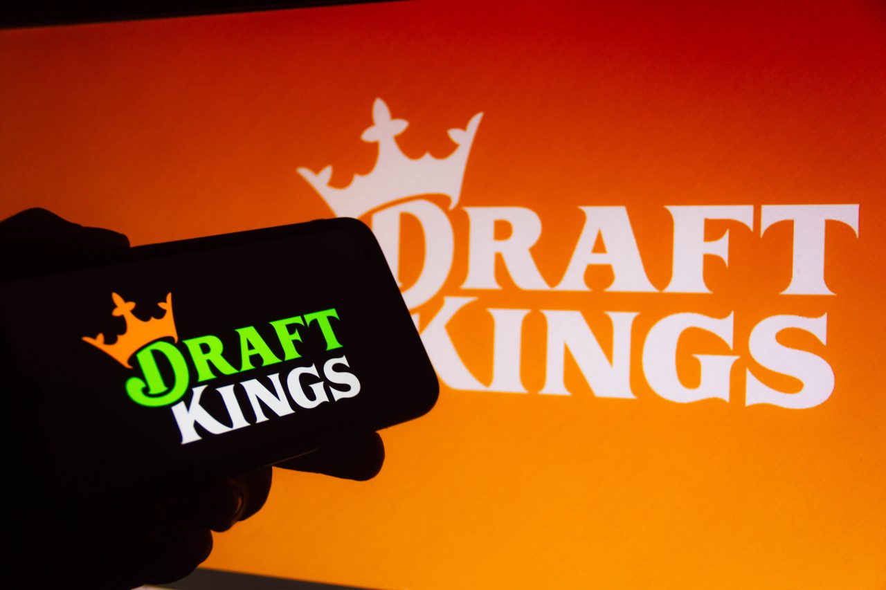 DraftKings Posts Record Q1 Revenue but Cuts 2025 Outlook