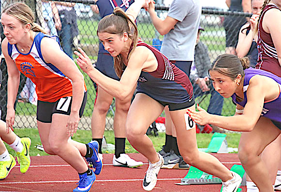 Dramatic 4x800 relay highlights Frontier Conference Track & Field Championships first day