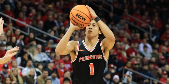Florida basketball's Xaivian Lee to make $6 Million via NIL, shoe deal