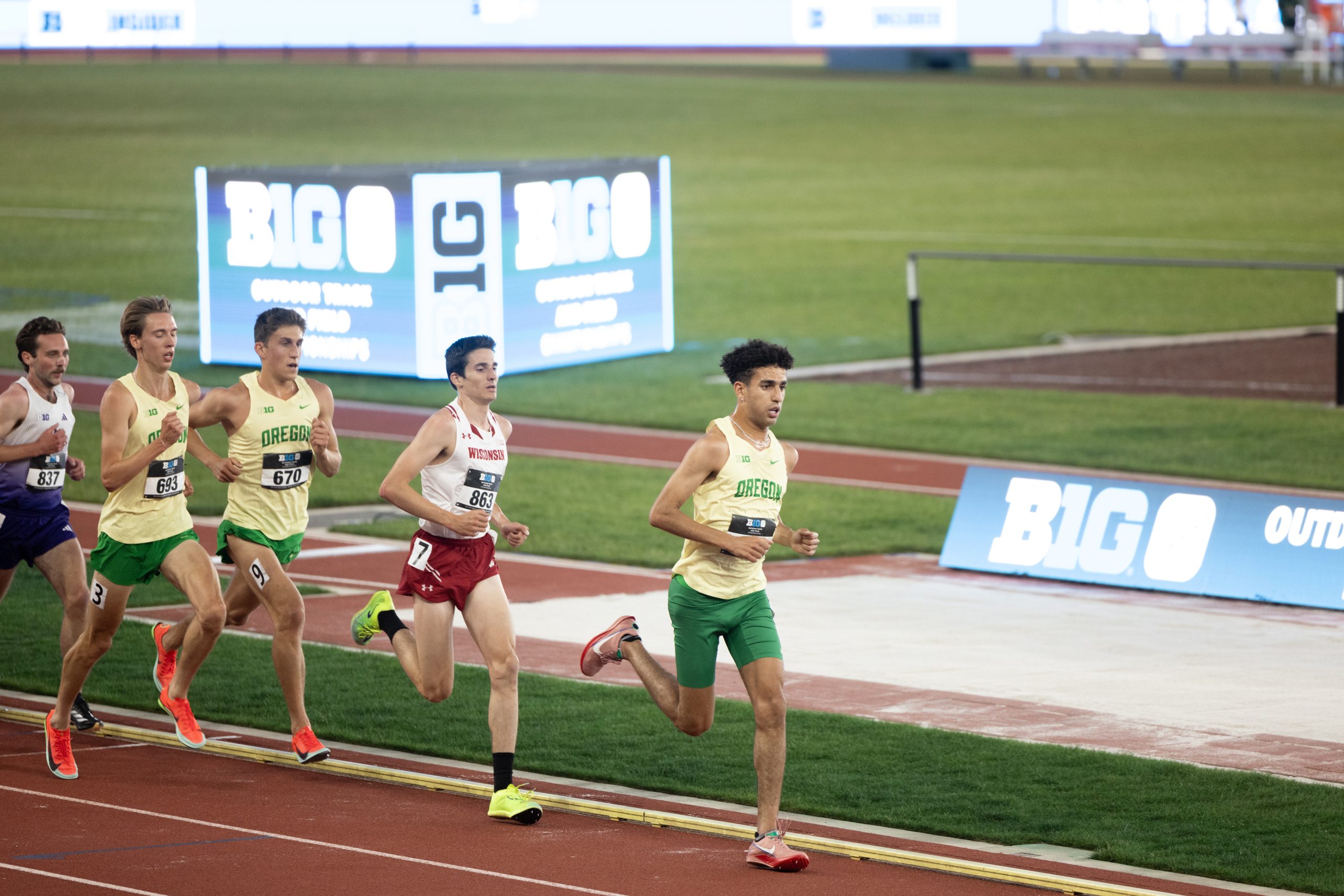 Gopher Men Finish Second, Women Seventh at Big Ten Championships