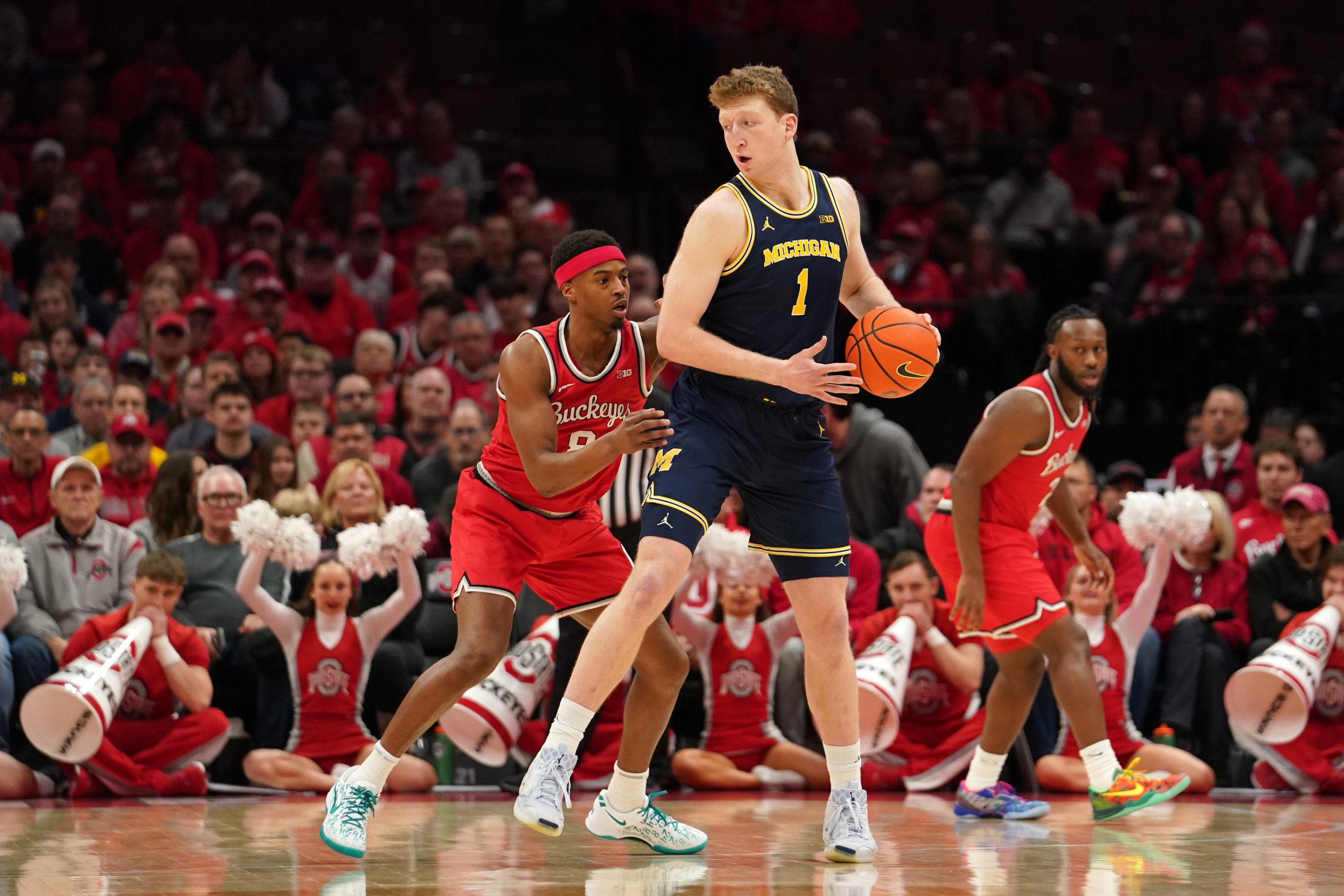How much NIL money would it take for Yaxel Lendeborg to stay at Michigan?