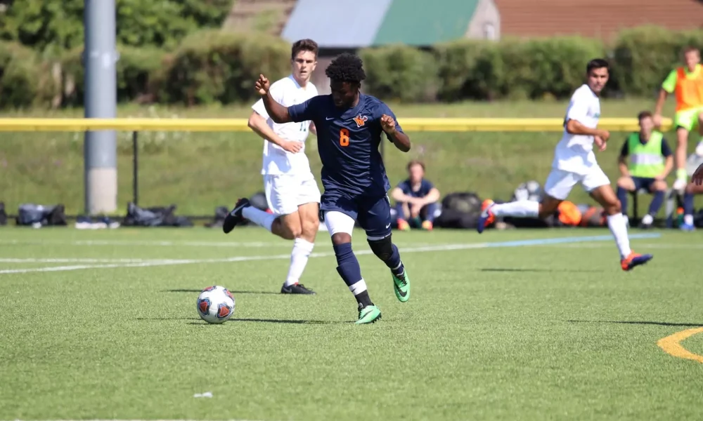 Men's Soccer Hosts Alumni Mentoring Night