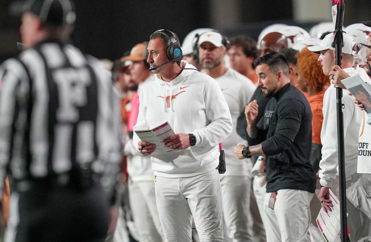 Texas Longhorns' Steve Sarkisian Talks Transfer Portal, Roster Retention