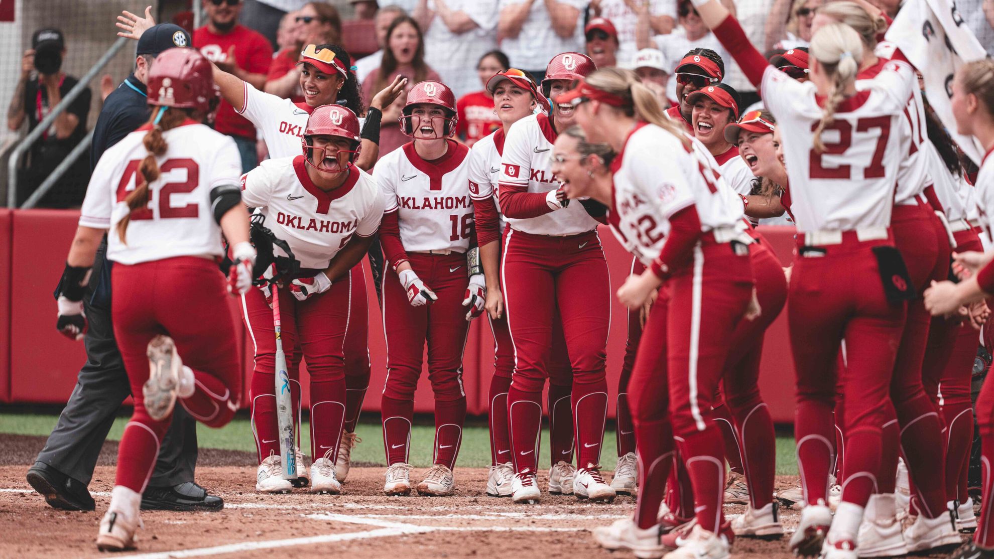 Texas vs Oklahoma softball live updates