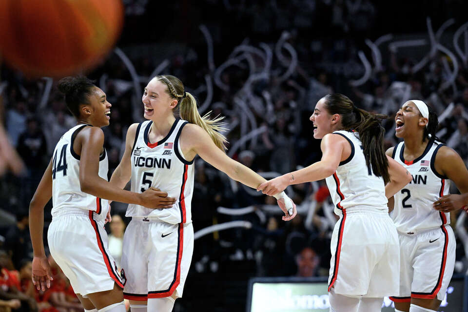 UConn Players React to Qadence Samuels Landing With NC State After Transfer