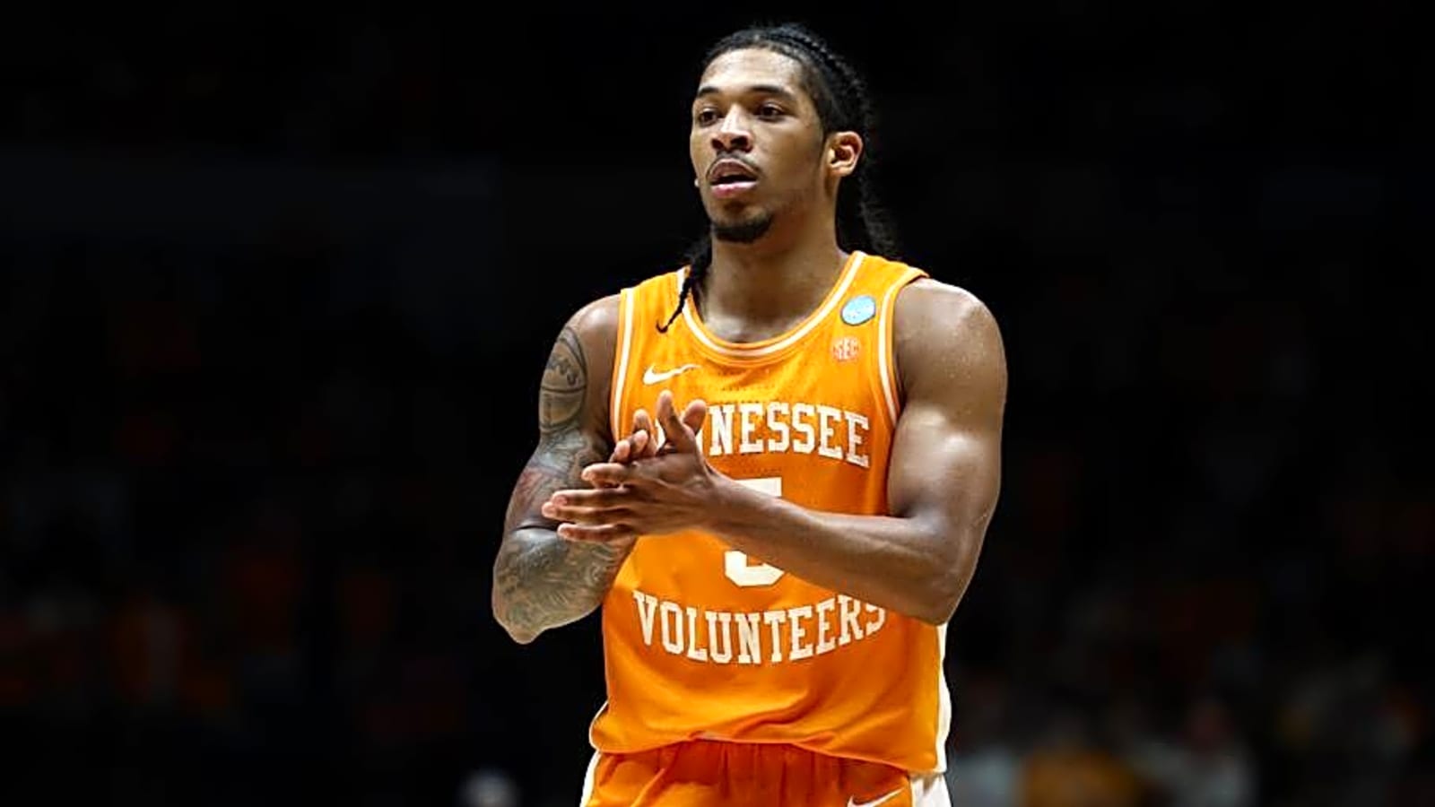 Vols' Zakai Zeigler sues for fifth year of eligibility, citing NIL pay