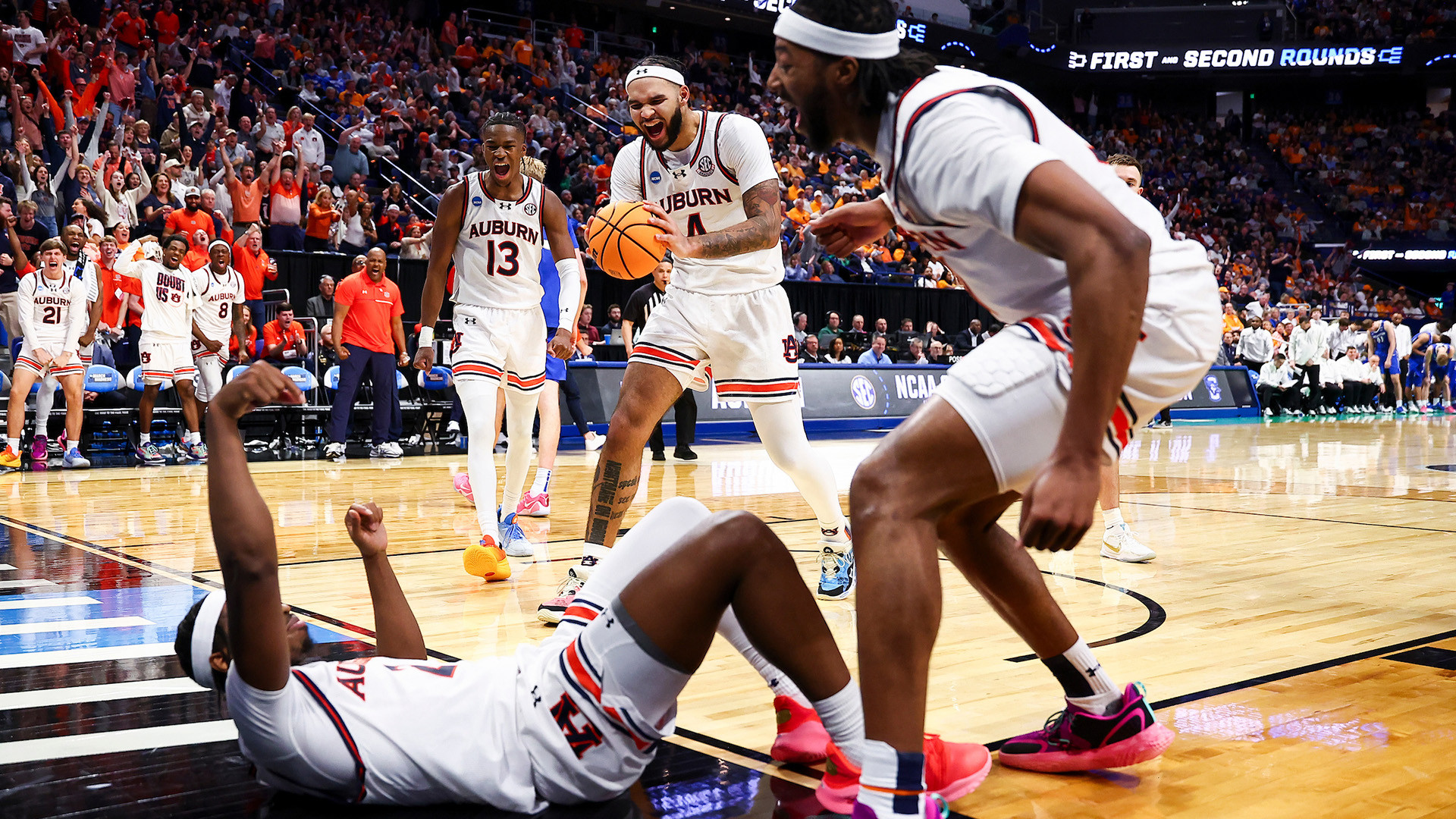 Women's Soccer Signs Jalen Chaney