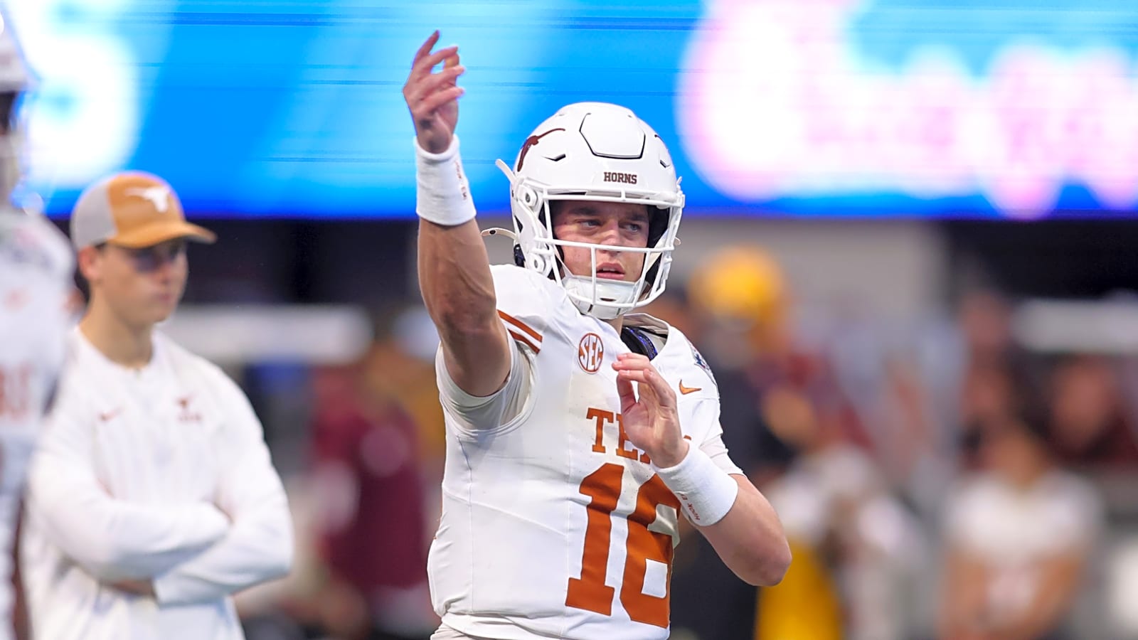 Arch Manning learns if NIL would have changed Peyton Manning's college decision as he ...