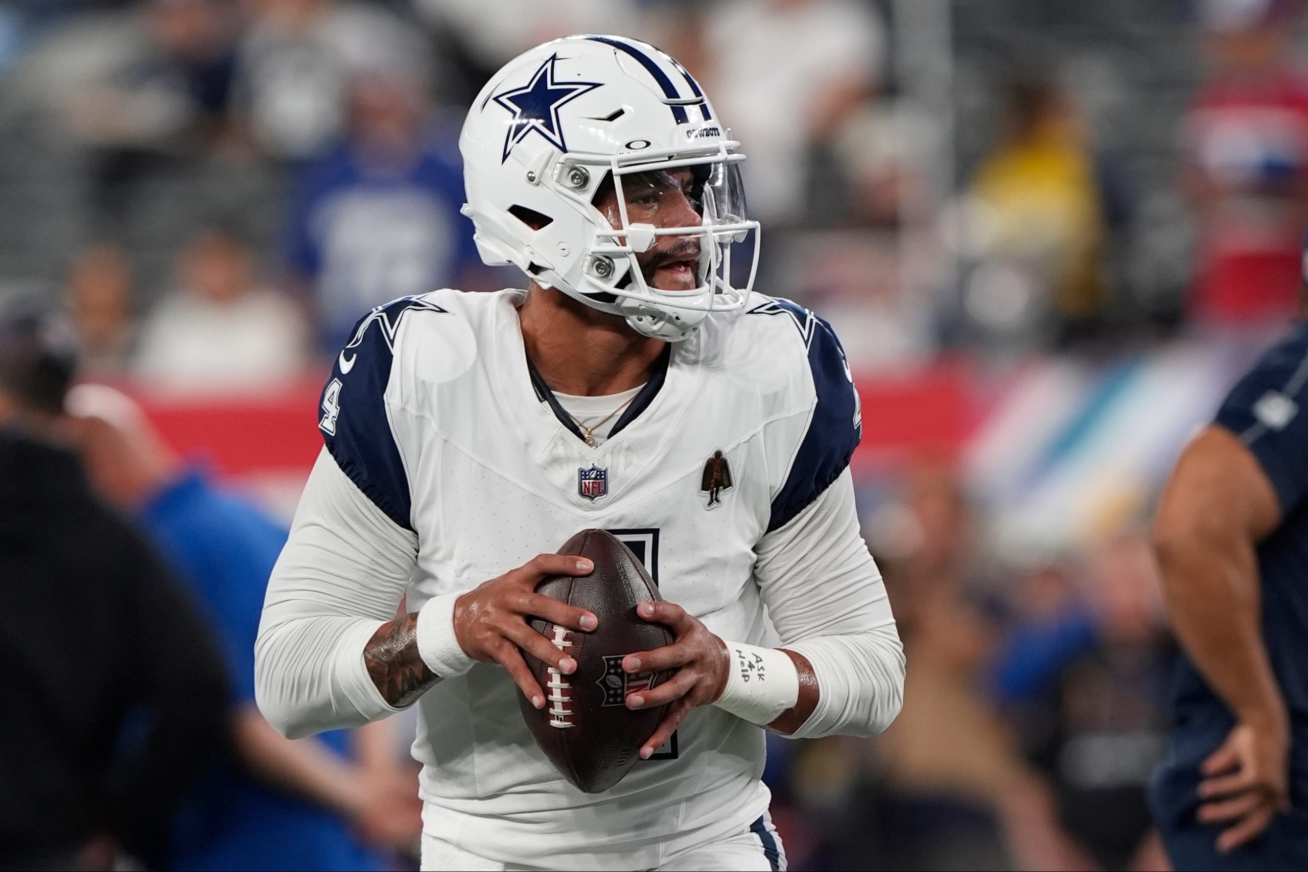 Dak Prescott Ranks 4th on World's Highest Paid Athletes of 2025 List, 4 More Quarterbacks ...