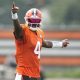 Despite Constant Injuries, Deshaun Watson Surpasses Patrick Mahomes in Career Earnings