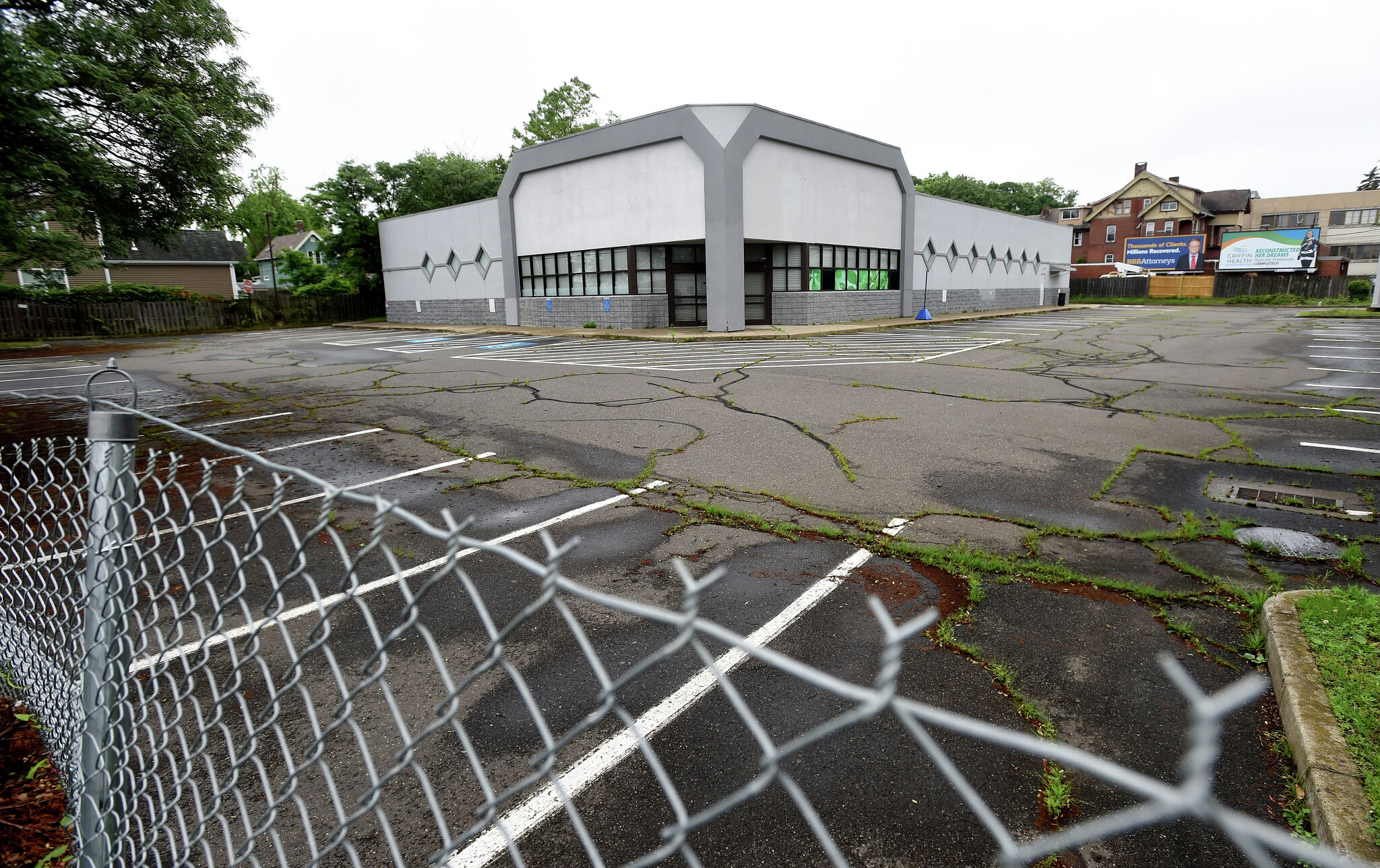 Florida public universities allowed to free up millions to pay student