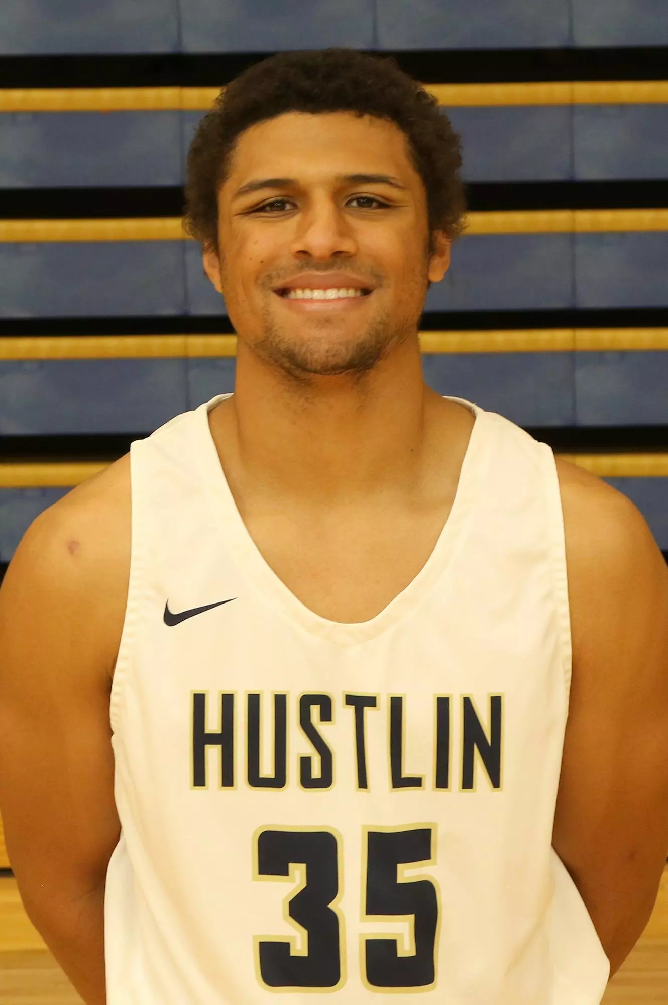 Foust Named Associate Head Coach for Women's Basketball
