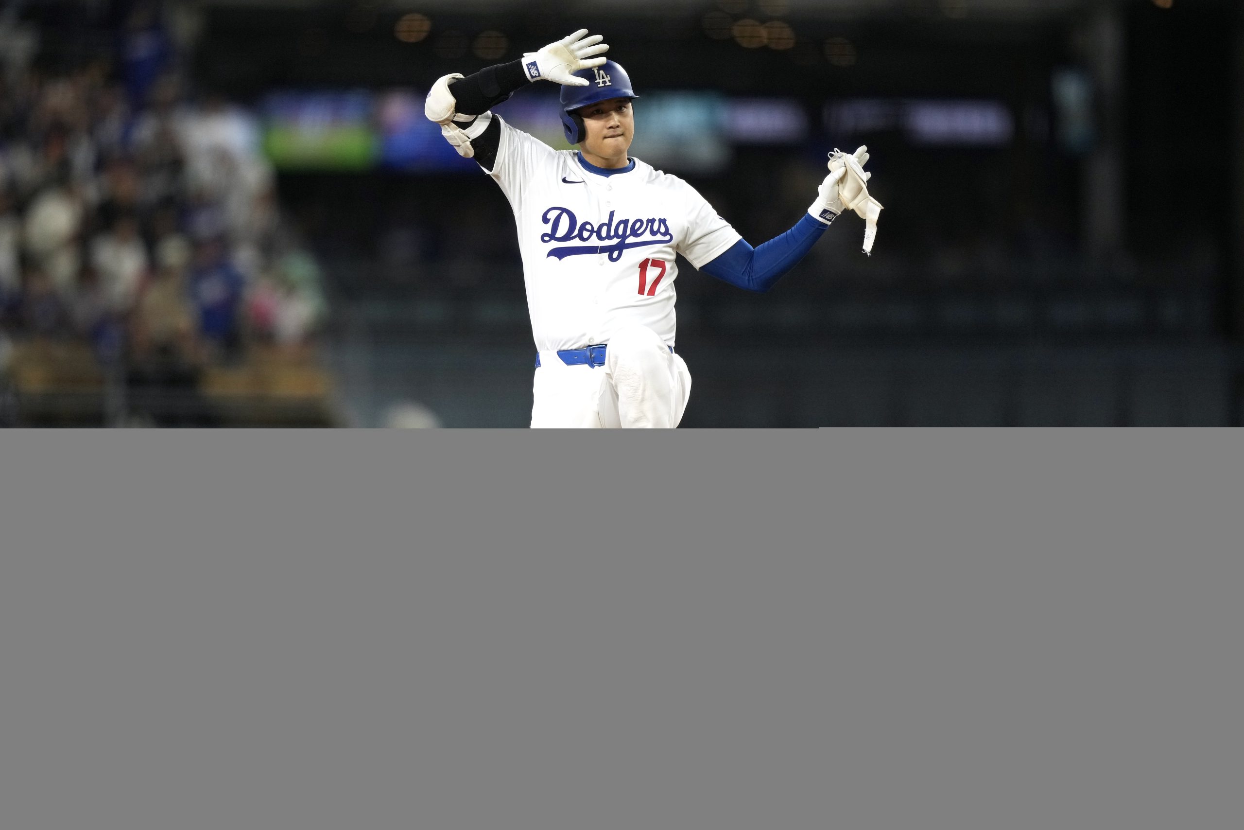 Jackson Merrill and Mookie Betts Talk Dodgers