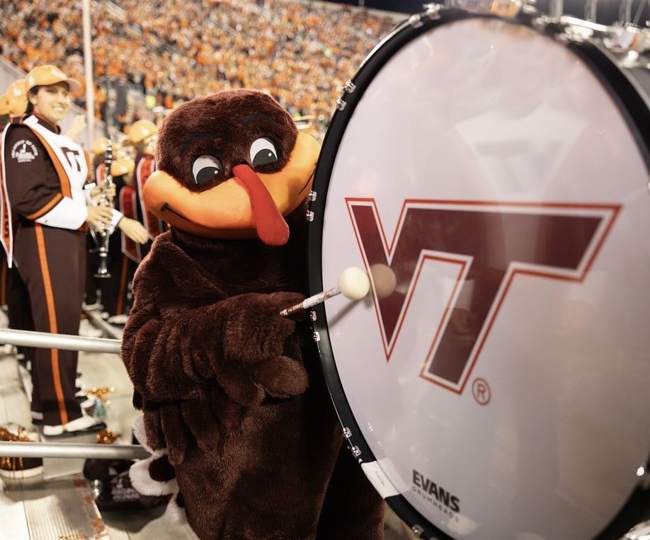 New royalties structure puts fans in charge of College Football 26 revenue for Clemson