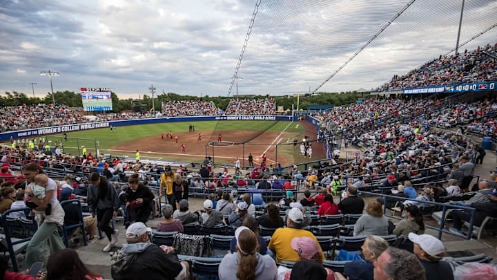 Tennessee vs UCLA softball live updates