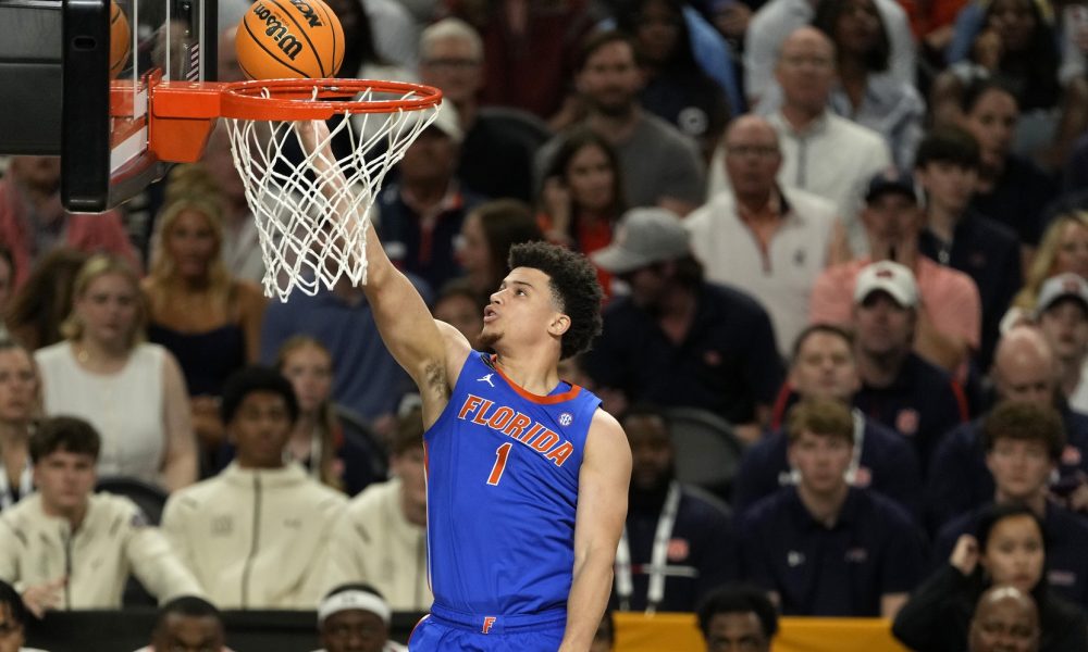 Top 10 men's college basketball players with highest NIL valuations