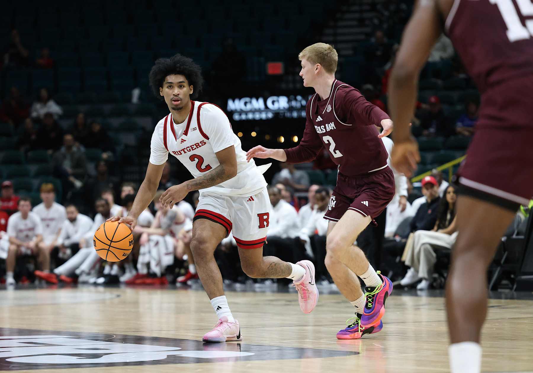 UA's Thiero goes to Lakers in draft trade