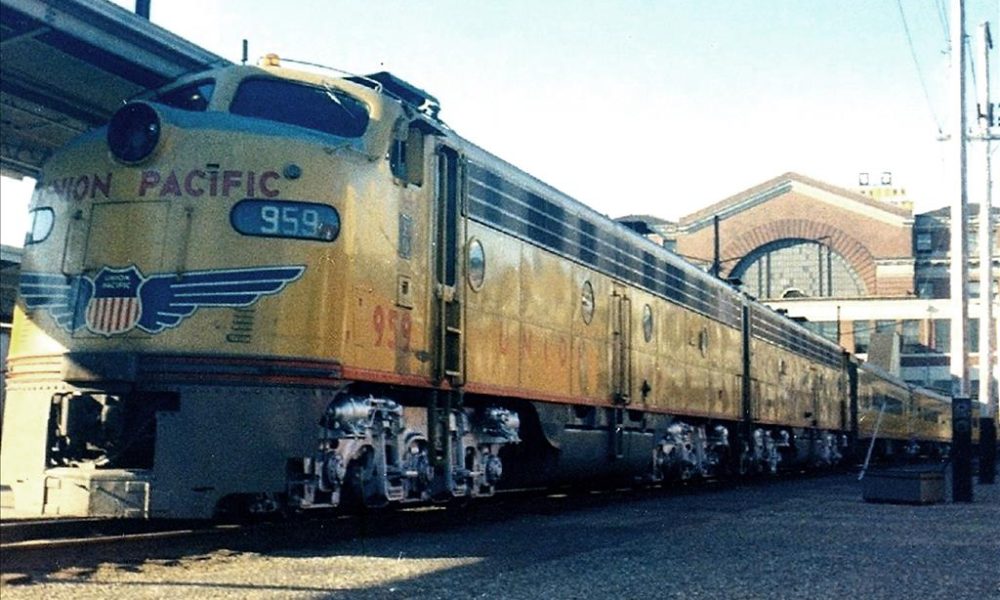 UL Monroe Ends Women's Tennis, Washington State Shrinks Track & Field