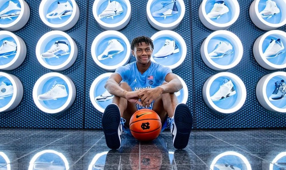 UNC basketball starter commits to in
