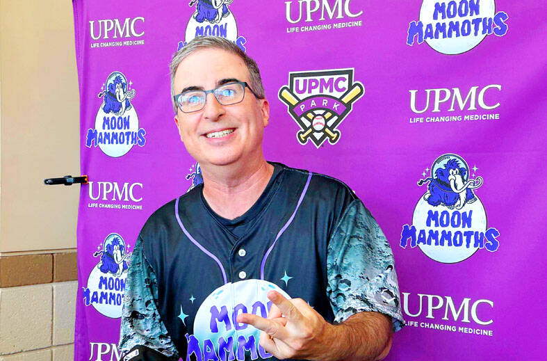 John Oliver's Erie Moon Mammoths debut in front of a record crowd