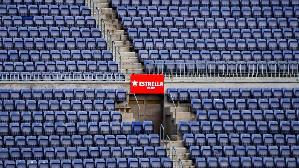 Junk food 'avoids advertising regulation' with top level UK sports sponsorship