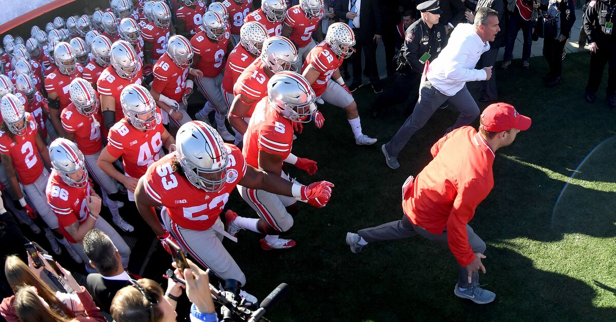 Nike announces major deal with $2.7 million college football star