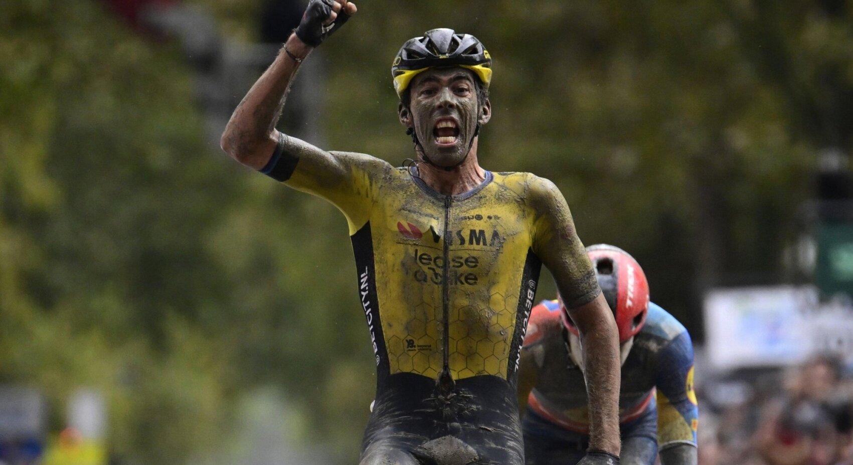 Photo highlights from the first week of the Tour de France