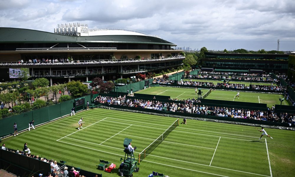 Photo highlights from the third and fourth rounds of Wimbledon