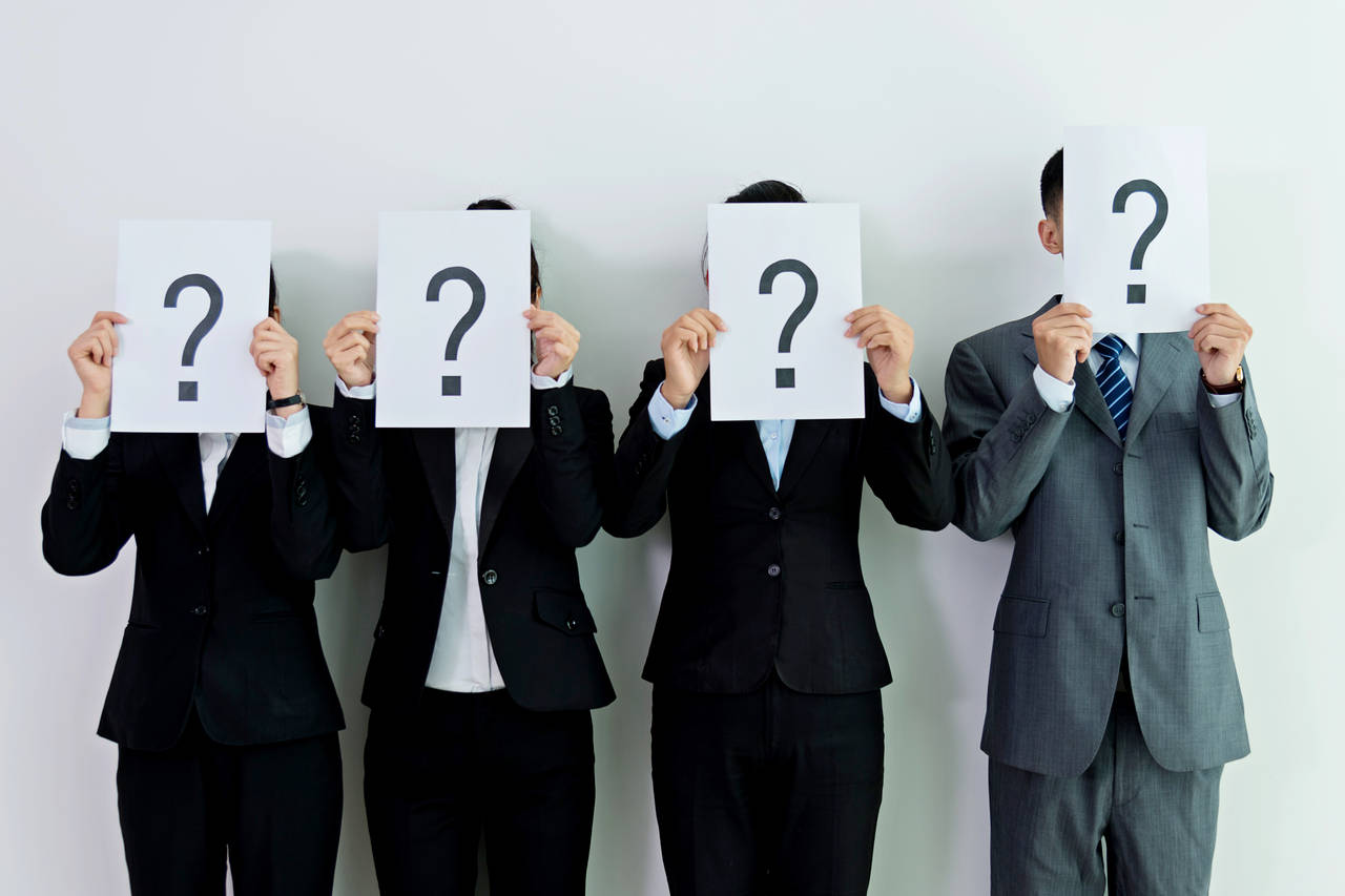 Stocks diverge, dollar slips before tech earnings, Fed decision