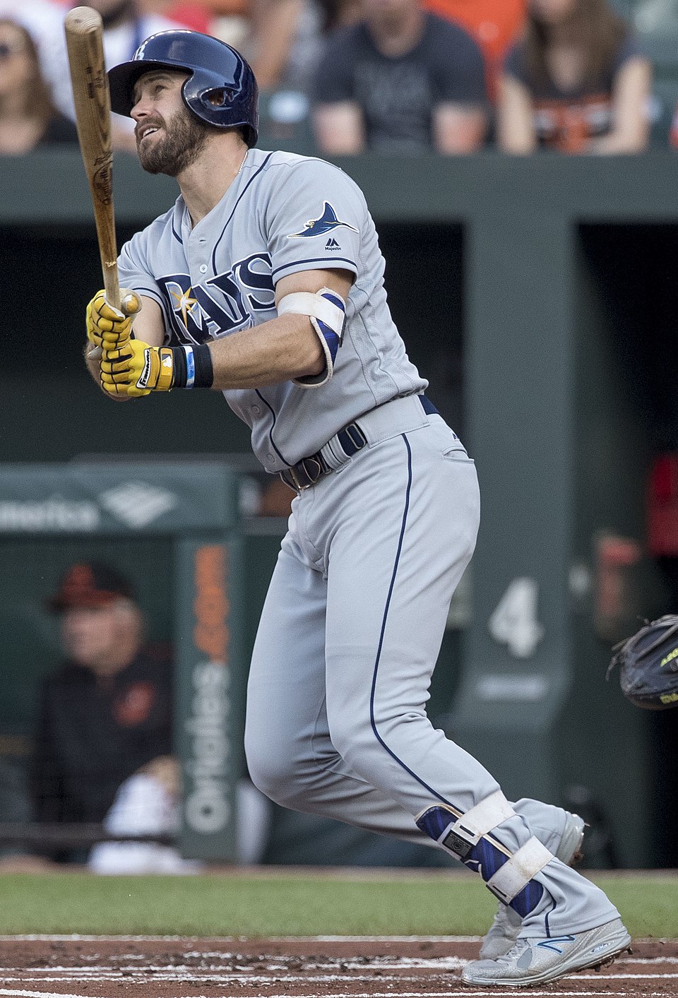Texas Rangers sign former draft choice and prospect Carl Edwards Jr. to minor league deal