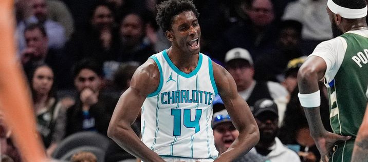 Three key players endorsed the acquisition of D'Angelo Russell