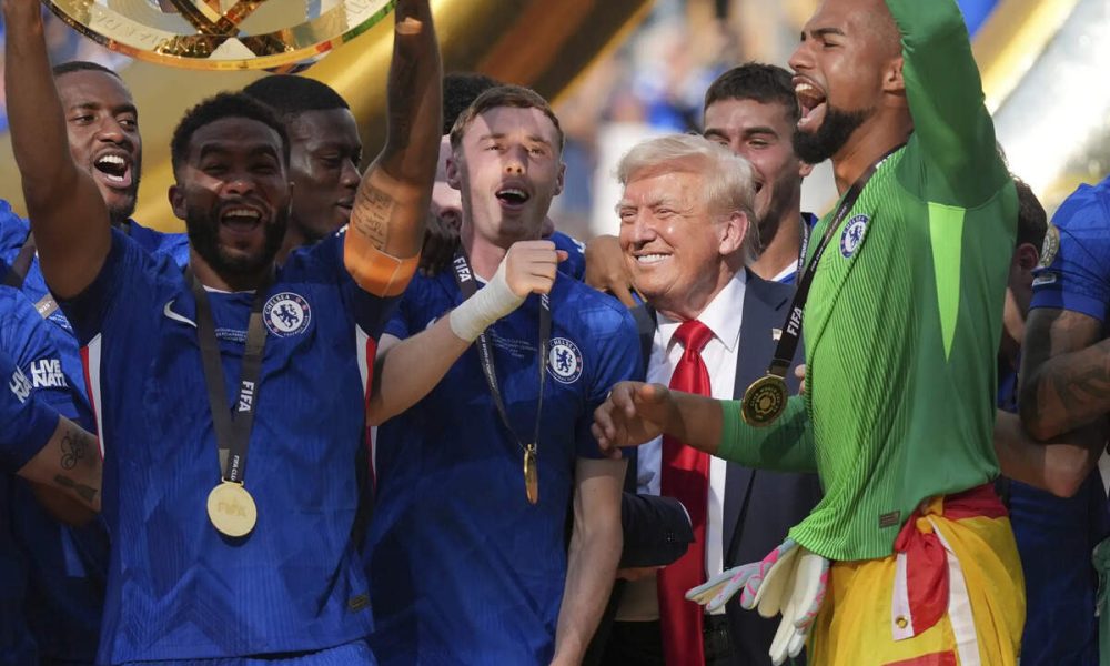 Trump puzzles Chelsea players as he crashes Club World Cup trophy party