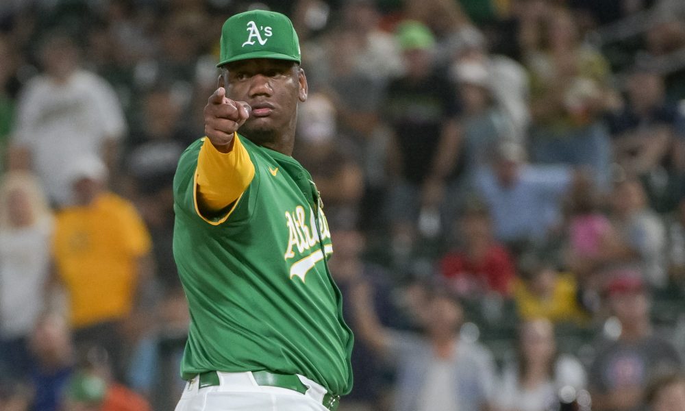 Bryce Underwood donating proceeds from NIL jersey sales to Detroit youth programs