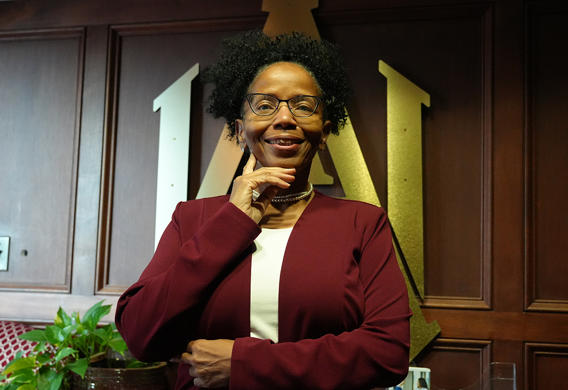 Bulldogs focusing on themselves before facing transfer