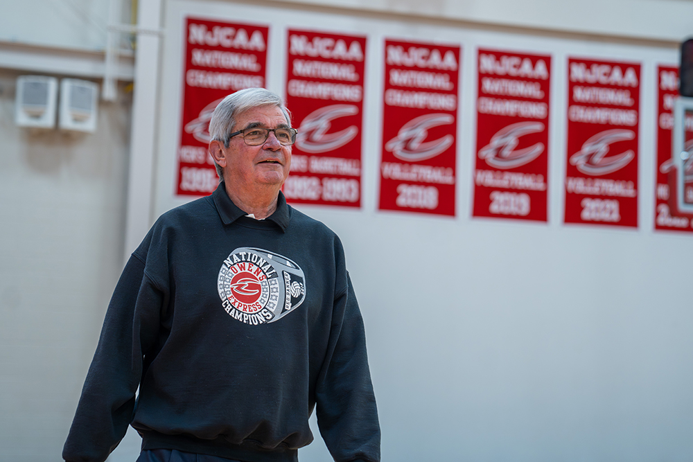 College soccer player from Edmonds recognized for community service