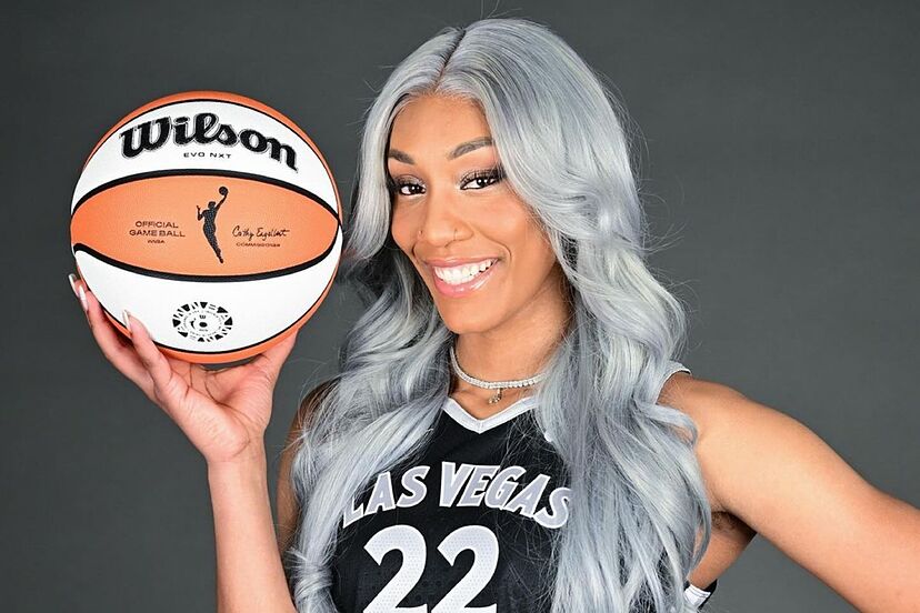 Details of South Carolina's apparel contract with Nike