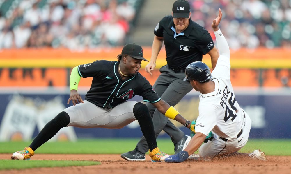 Five Tigers Score in 6