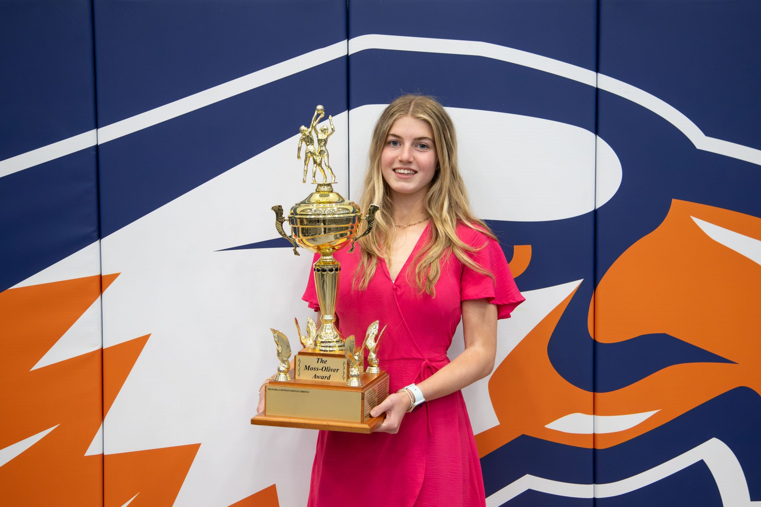 Heartwarming surprise flash mob celebrates Spanish exchange student's Sweet 16, going ...