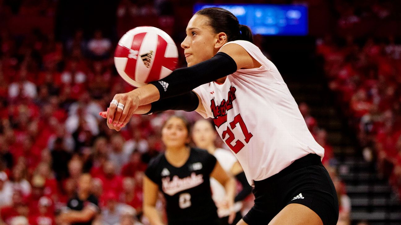 Husker volleyball's Harper Murray signs NIL deal with Adidas
