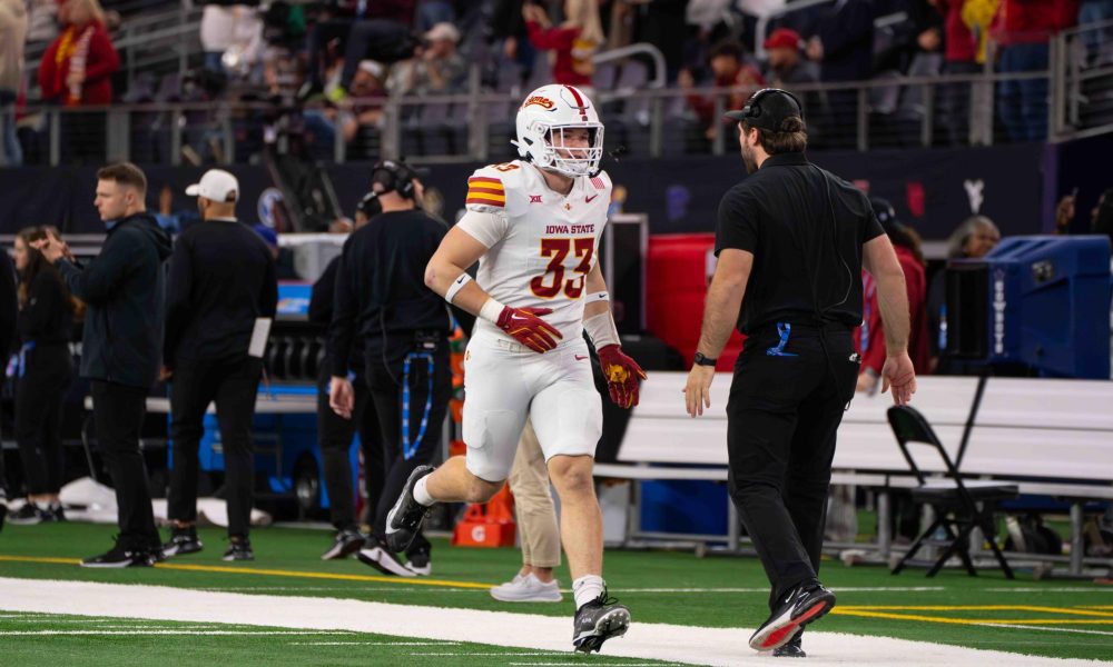 Michigan adds transfer linebacker during camp