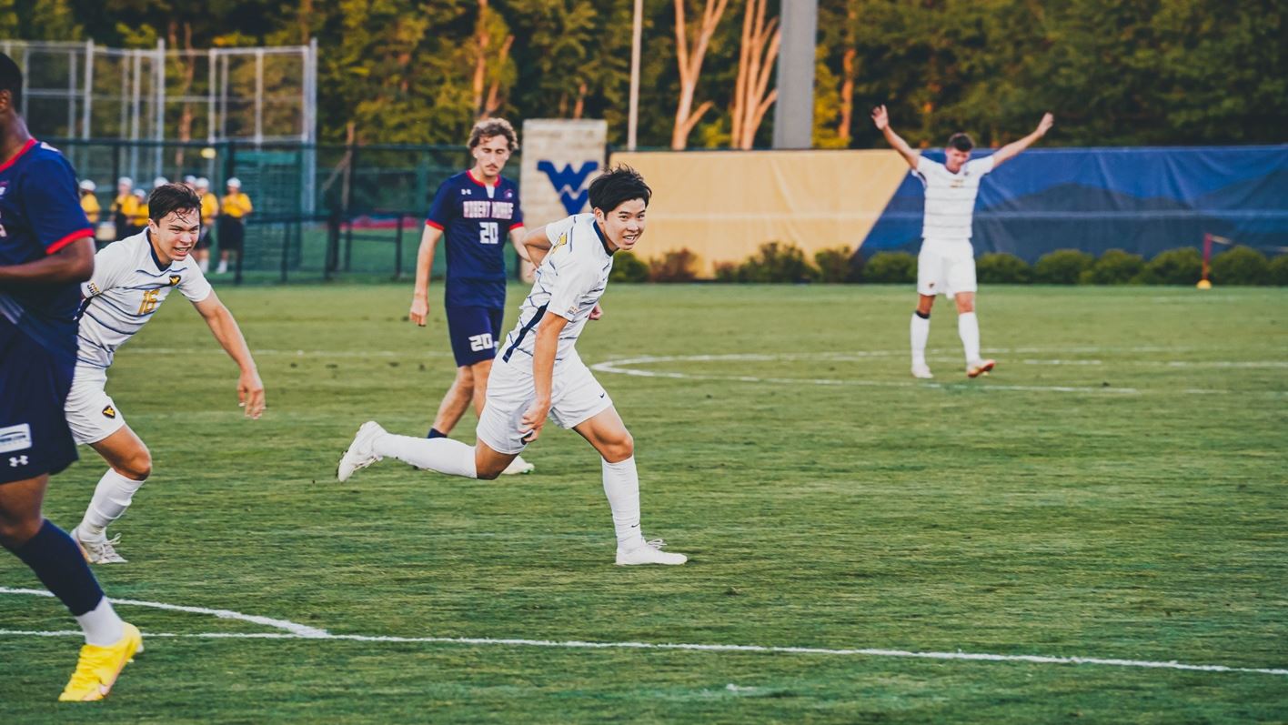 Mountaineers Roll in Season Opening Victory Over Robert Morris