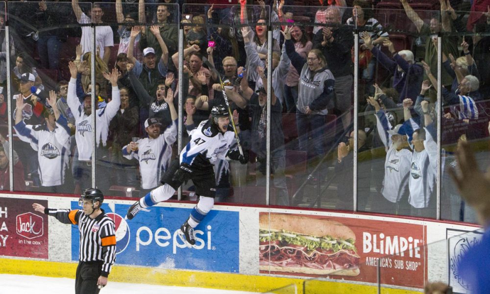 Orioles can't channel Adam Jones' magic in lopsided 11