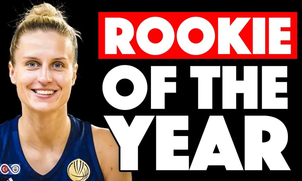 Paige Bueckers' teammate gives her Rookie of the Year endorsement