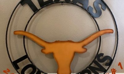 Texas Longhorns ink major on