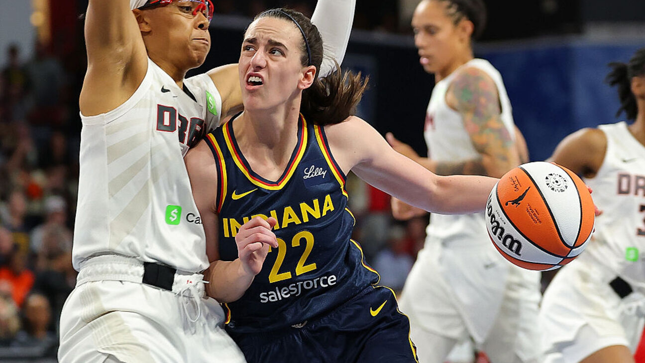 Women's Basketball Unveils Non